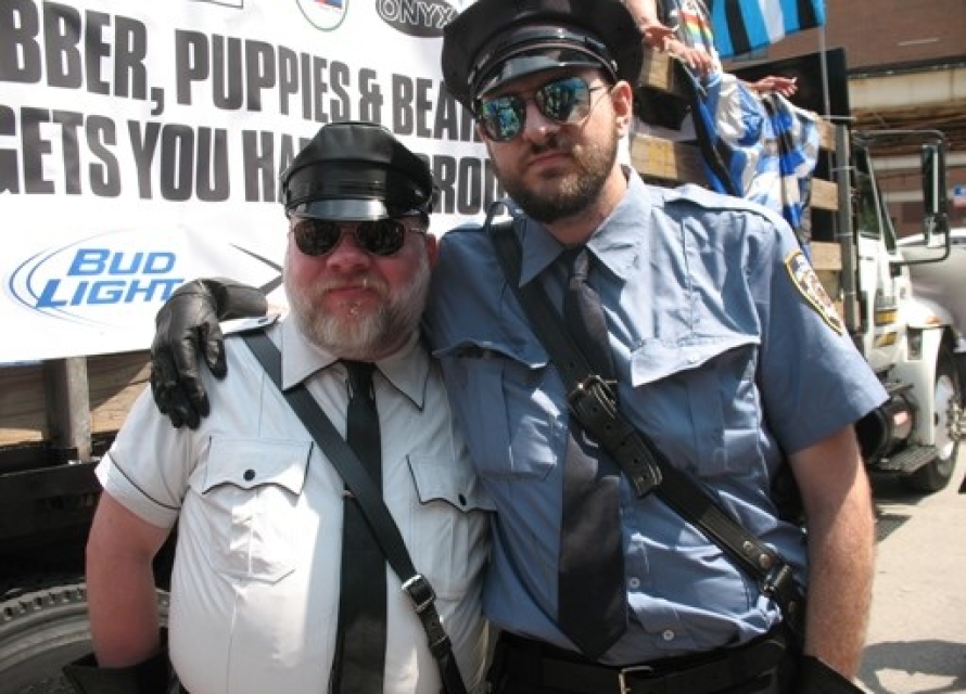 img 6081 r 890x640 c